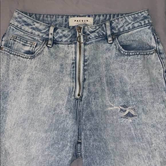 PacSun Denim - Light blue pacsun mom jeans size 25
